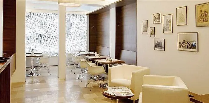 Stern Am Rathaus מלון