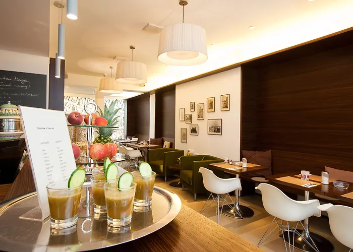 Stern Am Rathaus Otel 3*