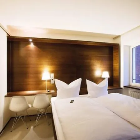 Stern Am Rathaus Hotel Colónia