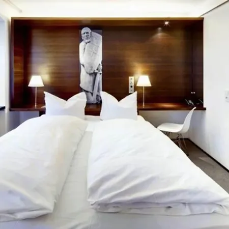 Stern Am Rathaus Hotel Colónia