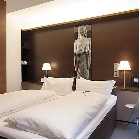 Stern Am Rathaus מלון 3*