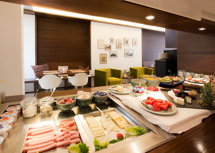 ホテル シュタルン アム ラットハウス