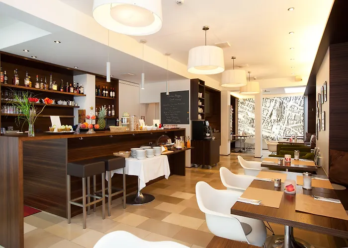 Stern Am Rathaus 3* كولونيا