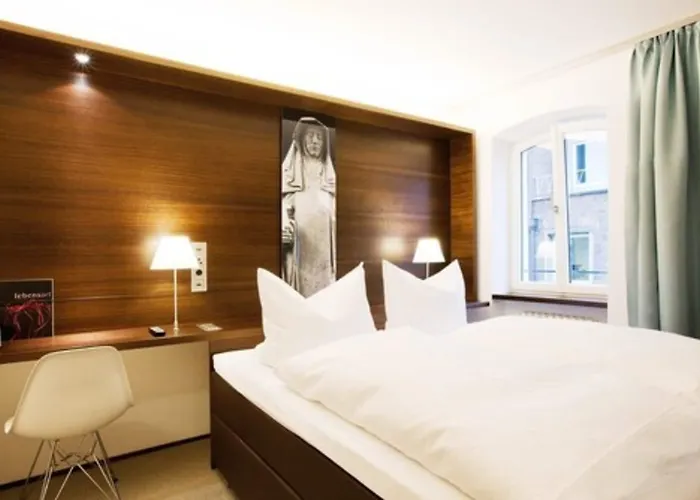 فندق Stern Am Rathaus 3*