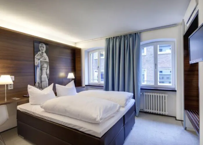 Stern Am Rathaus Hotel 3*