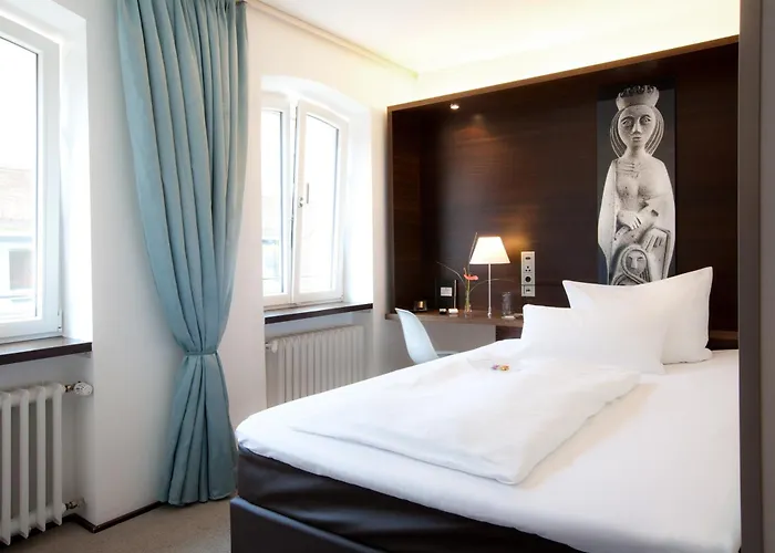 Stern Am Rathaus 3* Köln